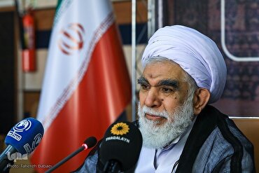 Procissão do Arbaeen Ressalta Resistência e Unidade dos Muçulmanos: Autoridade Iraniana