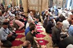 Большое присутствие палестинцев в мечети Аль-Акса одновременно...