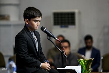 Собрание юных изучающих Коран в Тегеране