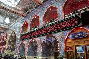 İmam Sadık’ın (a.s) şehadet yıldönümünde mukaddes türbeler siyaha büründü
