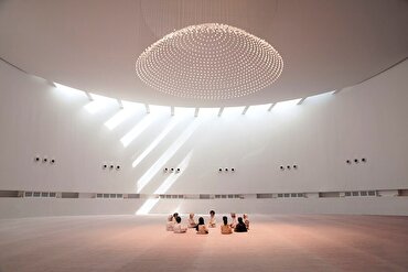 Bab Al-Salam Camii: Umman geleneklerinden ilham alan modern bir tasarım