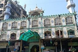 Mumbai Camii kapılarını Müslüman olmayanlara açtı