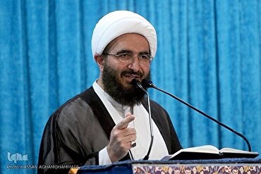 İran milleti her zaman fitneyi başarısızlığa uğratmıştır