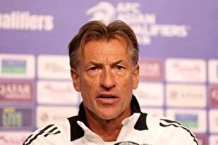 ویڈیو | پریس کانفرنس میں اذان کی آواز پر فرنچ کوچ کا ردعمل